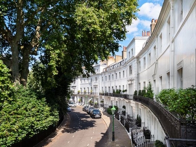 End terrace house for sale in Egerton Crescent, London SW3