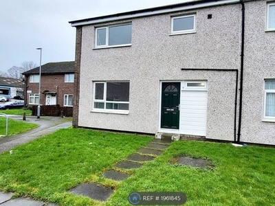 End terrace house to rent in Clyde Gardens, Leeds LS12