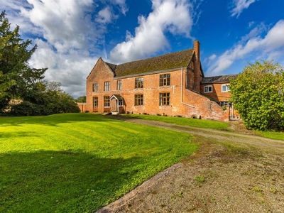 Farmhouse for sale in Wormbridge, Hereford HR2
