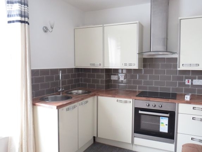 Flat to rent in Walter Street, Withernsea HU19