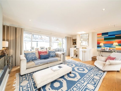 Mews house for sale in Hippodrome Mews, London W11