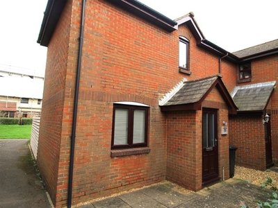 Property to rent in Labrador Drive, Poole BH15