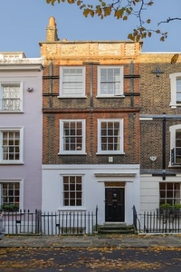 Terraced house for sale in Upper Cheyne Row, London SW3