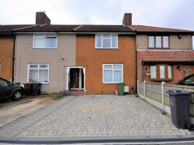 Terraced house to rent in Coote Road, Dagenham RM8