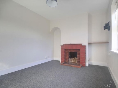 Terraced house to rent in Oxford Road, St. Ives, Huntingdon PE27