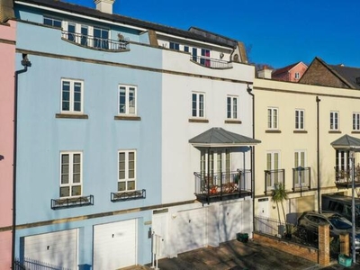 1 Bedroom Apartment For Sale In Bristol, Somerset