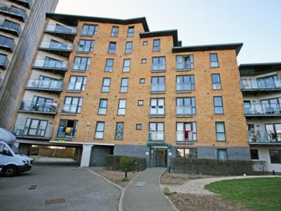1 Bedroom Apartment For Sale In Ilford, London