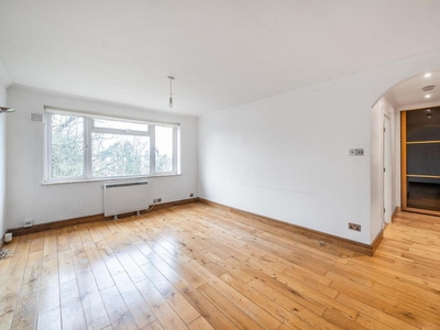 1 bedroom Flat for sale in Leigham Court Road, Streatham SW16