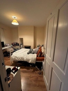 1 Bedroom Property To Rent