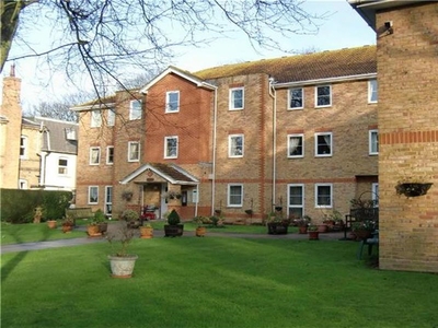 15 The Mansions, Fairfield Road, Broadstairs, Kent 1 bedroom to let