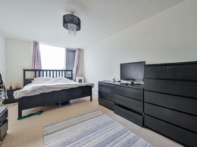 2 Bedroom Flat For Sale In Greenwich, London