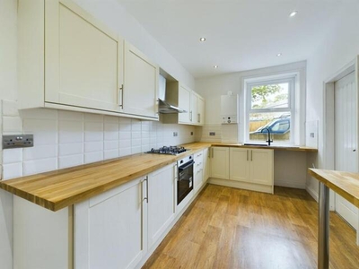 2 Bedroom Terraced House For Sale In Huddersfield