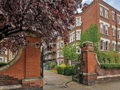 3 Bedroom Apartment Londres Greater London