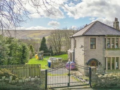 3 Bedroom Detached House For Sale In Waterfoot
