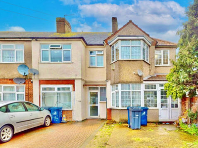 3 Bedroom End Of Terrace House For Sale In Southall, Greater London
