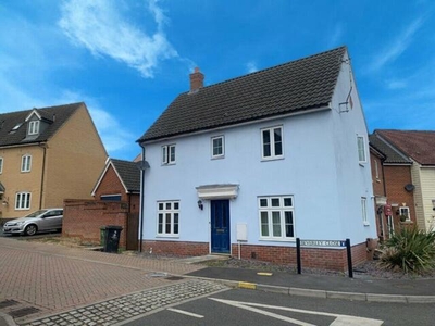 3 Bedroom Semi-detached House For Sale In Carbrooke