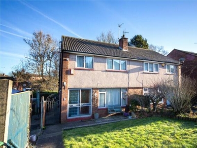 3 Bedroom Semi-detached House For Sale In Penylan, Cardiff