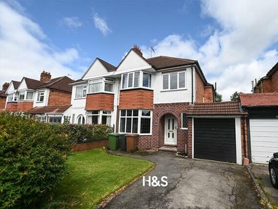 3 Bedroom Semi-detached House For Sale In Shirley