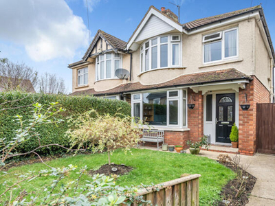 3 Bedroom Semi-detached House For Sale In Swindon, Wiltshire