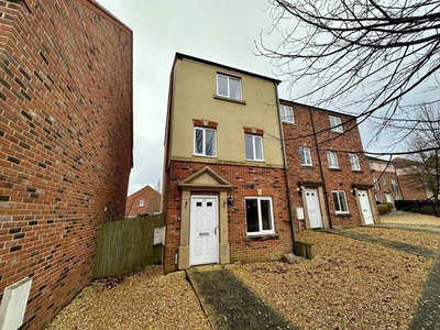 4 Bedroom Terraced House For Rent In Andover