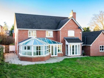 5 Bedroom Detached House For Sale In Aylestone Hill, Hereford