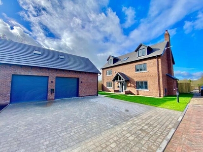 6 Bedroom House Middlewich Cheshire East