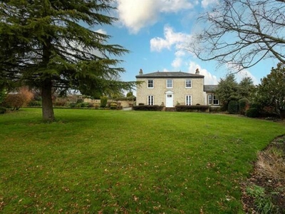 6 Bedroom House South Milford North Yorkshire