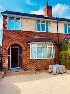 7 Bedroom End Of Terrace House For Rent In Nottingham