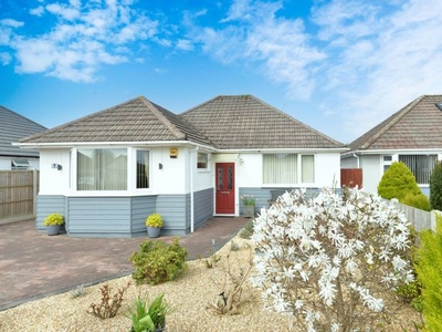 Bungalow for sale in Chiltern Drive, Barton On Sea, New Milton, Hampshire BH25