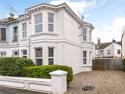 Christchurch Road, Worthing, West Sussex, BN11 3 bedroom house in Worthing