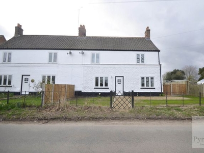 Cottage to rent in Honing Road, Dilham NR28