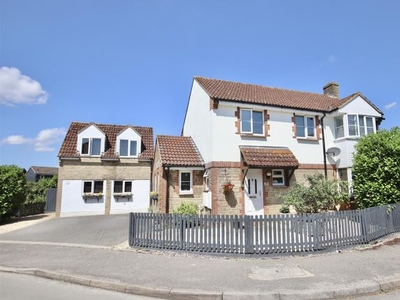 Detached house for sale in Buckingham Road, Pewsham, Chippenham SN15