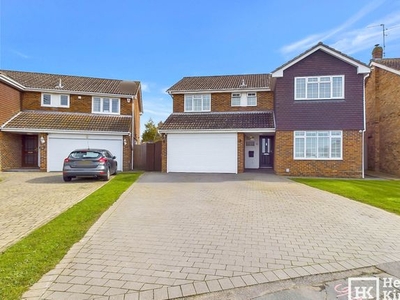 Detached house for sale in Courtlands, Billericay CM12