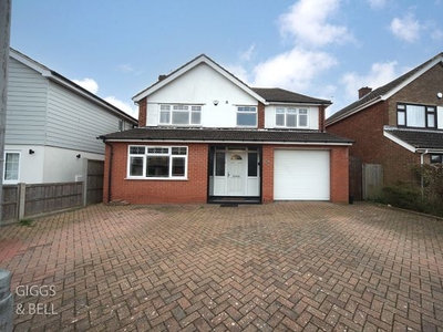 Detached house for sale in Felstead Way, Luton, Bedfordshire LU2