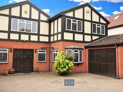 Detached house for sale in Manor Road, Chigwell IG7