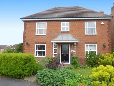 Detached house to rent in Lapwing Drive, Hampton-In-Arden B92