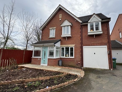 Detached house to rent in New Meeting Street, Oldbury B69