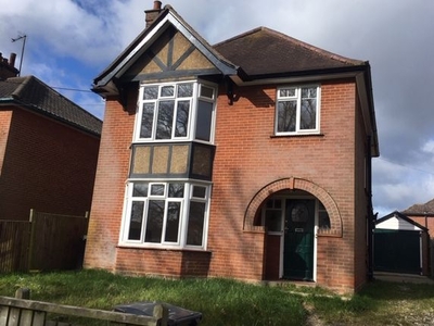 Detached house to rent in Recreation Road, Stowmarket IP14