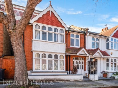 End terrace house for sale in Merton Avenue, London W4