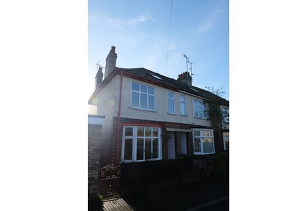 End terrace house to rent in Water Street, Chesterton, Cambridge CB4