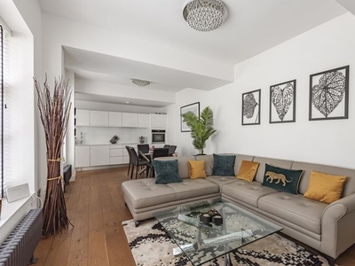 Flat for sale in Exchange Court, Covent Garden, London WC2R