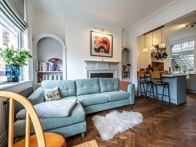 Flat for sale in St Andrews Mansions, Dorset Street, London W1U