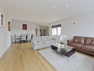 Flat for sale in Warren House, Beckford Close W14