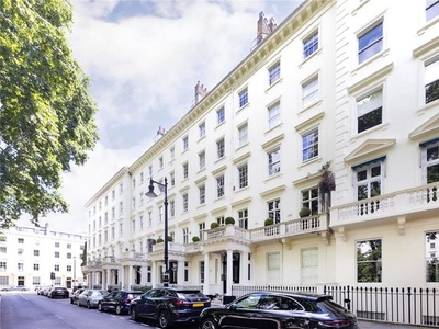 Flat for sale in Warwick Square, London SW1V