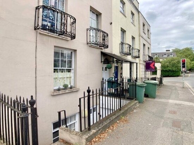 Flat to rent in 83 London Road, Cheltenham GL52