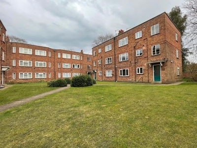 Flat to rent in Abbey Court, Bracondale, Norwich NR1