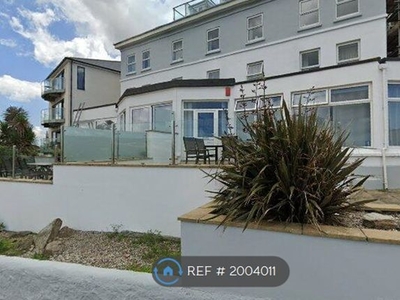Flat to rent in Cliff Road, Cornwall Tr60Dr TR4
