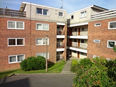 Flat to rent in Highmill, Kingshill, Ware SG12