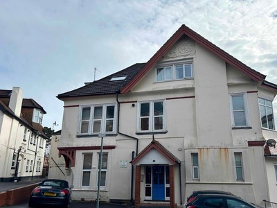 Flat to rent in Sea Road, Boscombe, Bournemouth BH5