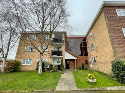 Flat to rent in St Johns Close, Knowle, Solihull B93